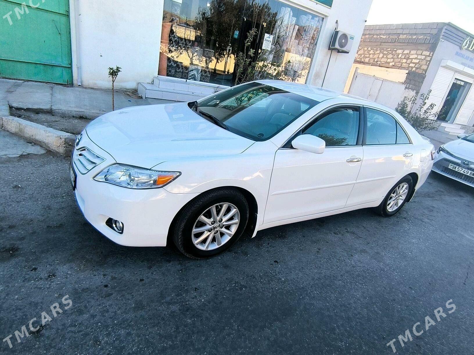 Toyota Camry 2010 - 196 000 TMT - Balkanabat - img 1