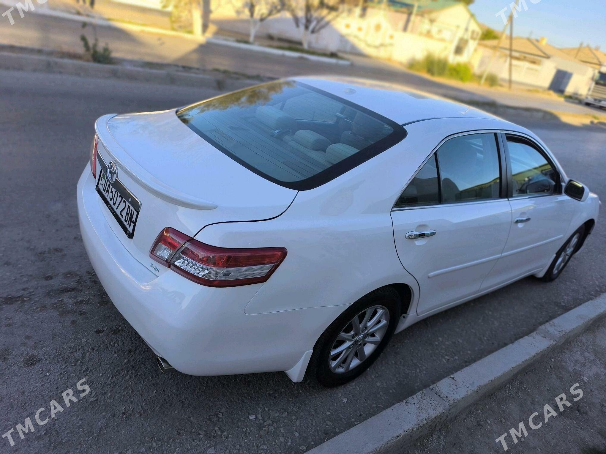 Toyota Camry 2010 - 196 000 TMT - Balkanabat - img 4