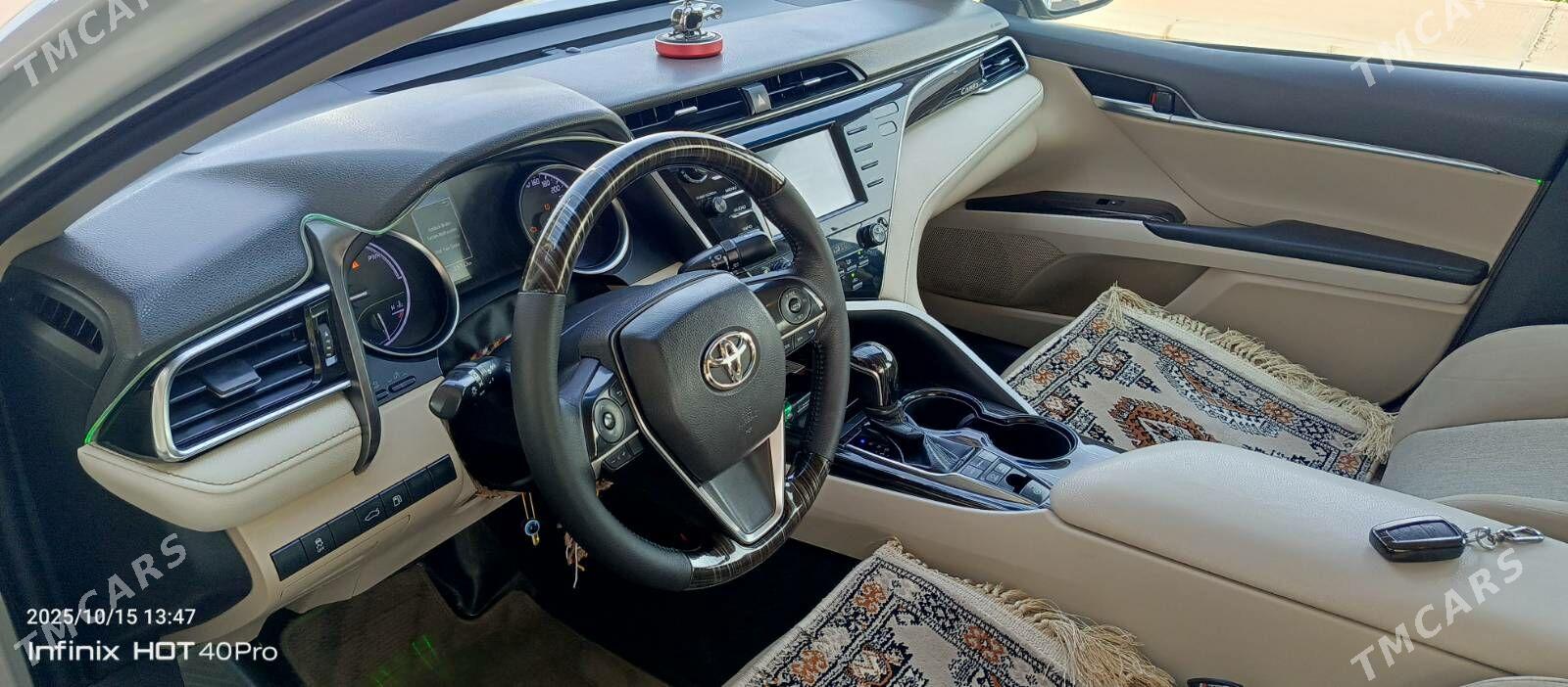 Toyota Camry 2019 - 250 000 TMT - Туркменабат - img 4