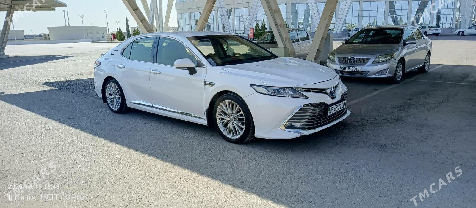 Toyota Camry 2019 - 250 000 TMT - Туркменабат - img 8