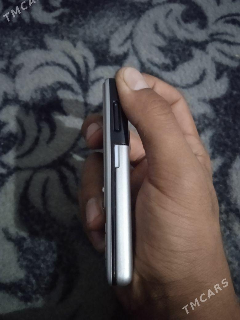 Nokia 6300 - Чарджоу - img 2