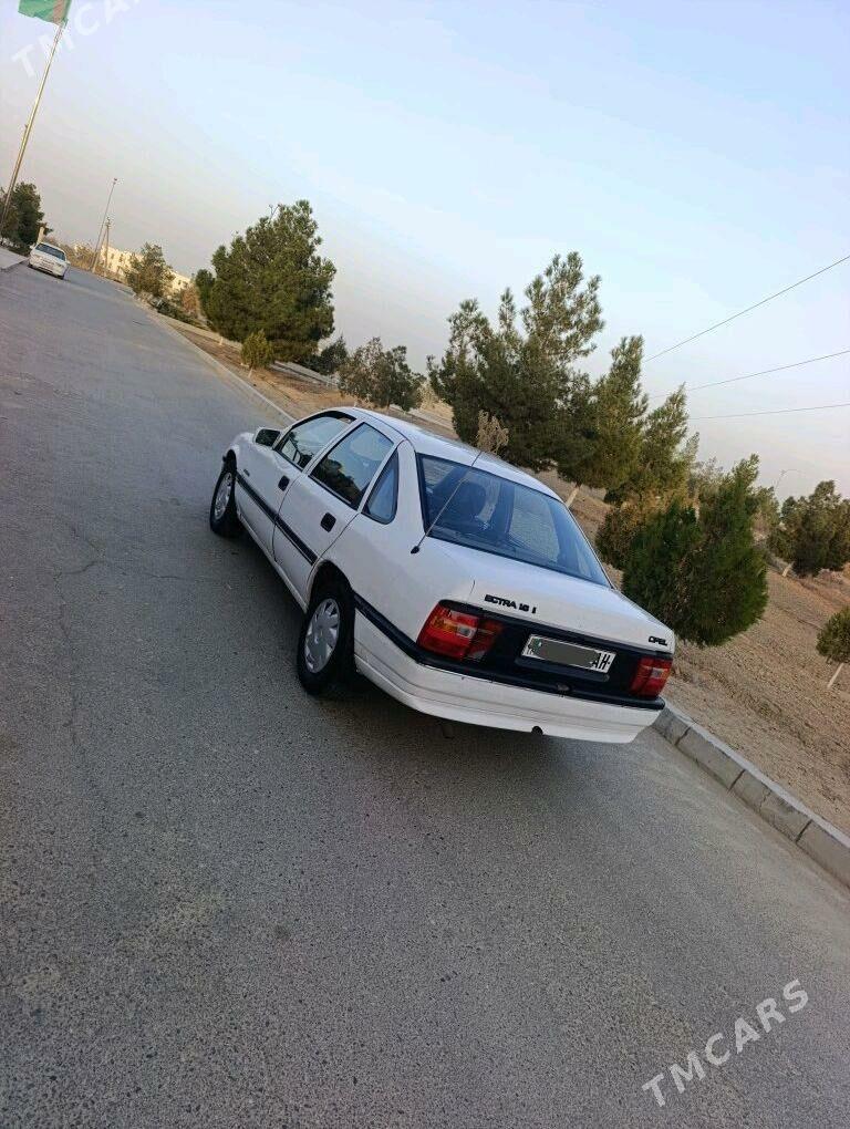 Opel Vectra 1992 - 28 000 TMT - Бахарден - img 2