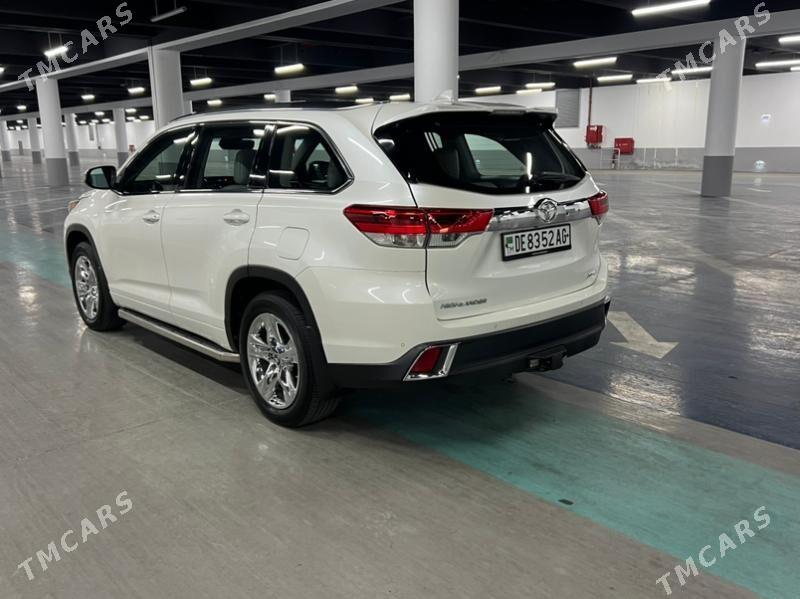 Toyota Highlander 2018 - 520 000 TMT - Aşgabat - img 4
