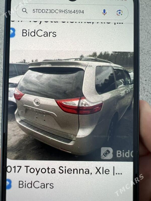 Toyota Sienna 2017 - 365 000 TMT - Гёкдепе - img 3