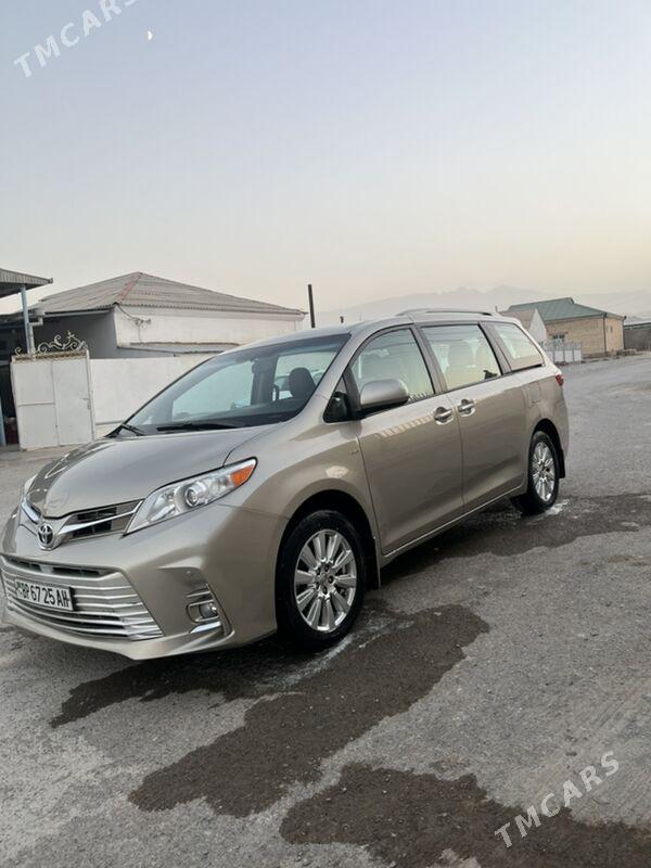 Toyota Sienna 2017 - 365 000 TMT - Гёкдепе - img 6