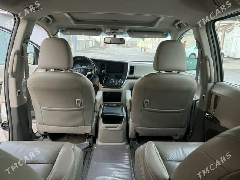 Toyota Sienna 2017 - 365 000 TMT - Гёкдепе - img 2