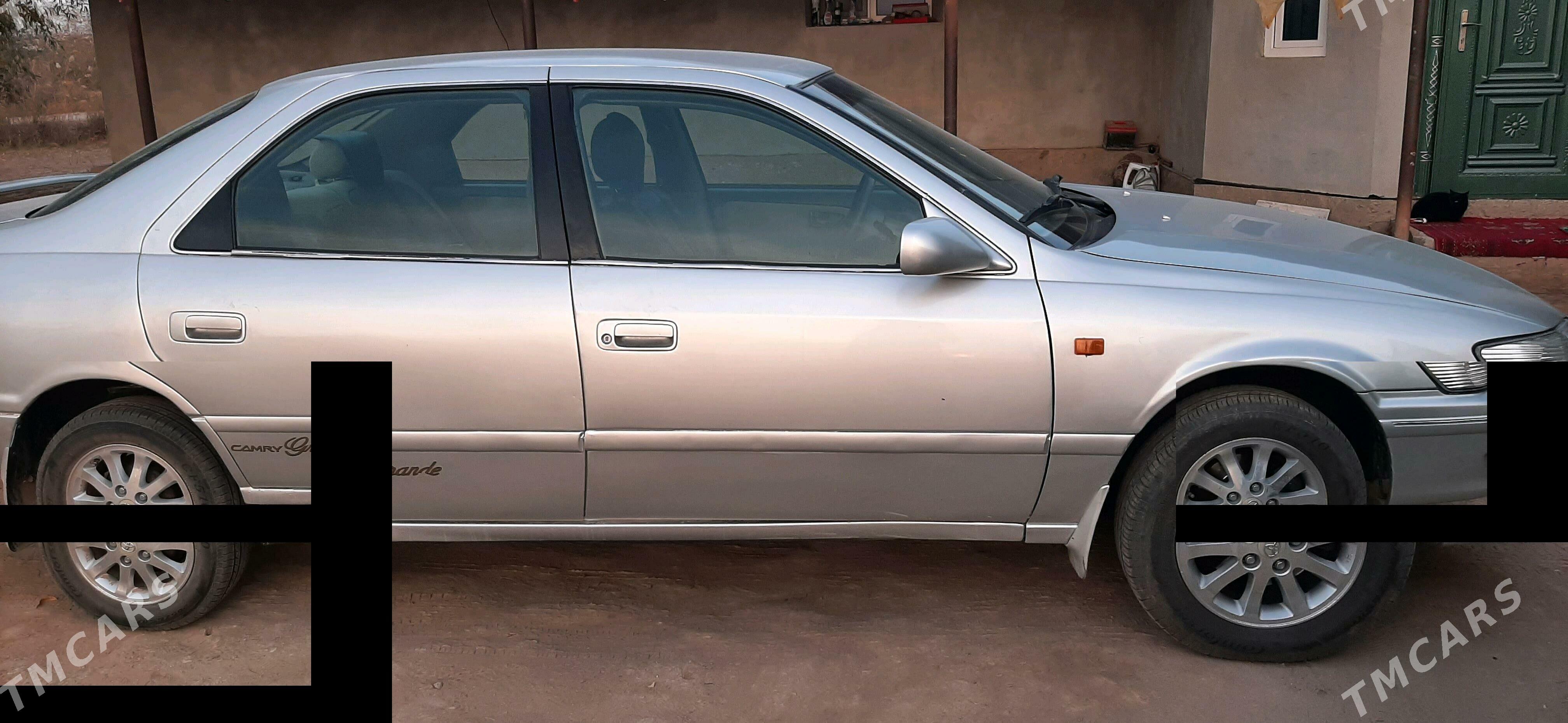 Toyota Camry 2001 - 139 000 TMT - Кёнеургенч - img 2
