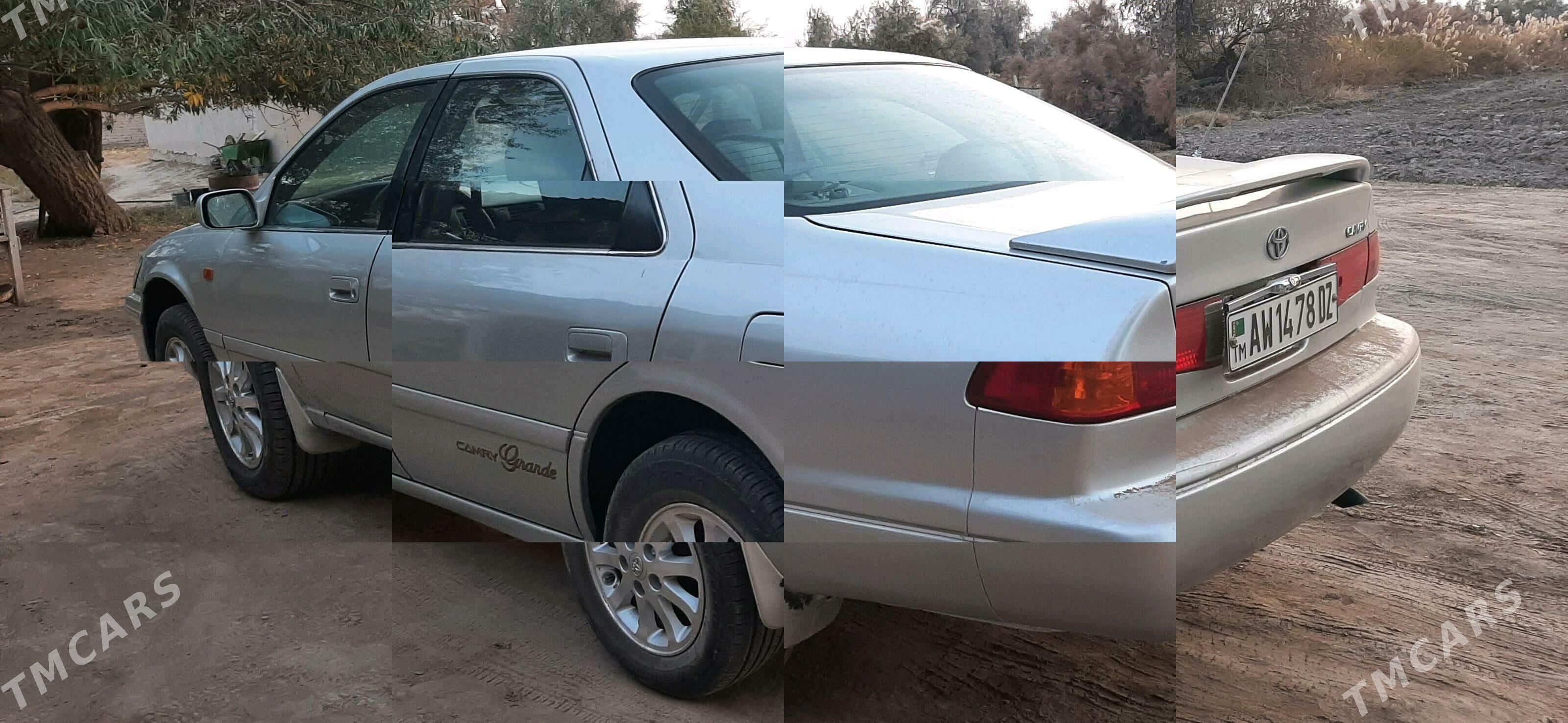 Toyota Camry 2001 - 139 000 TMT - Кёнеургенч - img 4