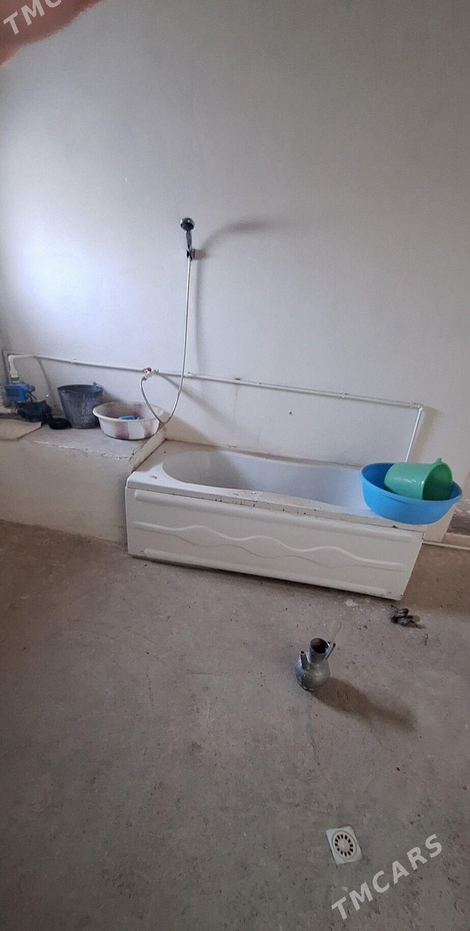 Mellek Jaý, Ýer - Kaka - img 4