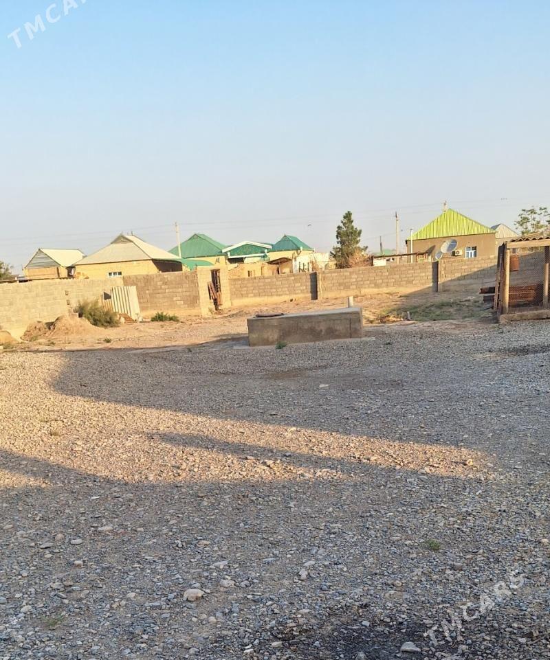 Mellek Jaý, Ýer - Kaka - img 1