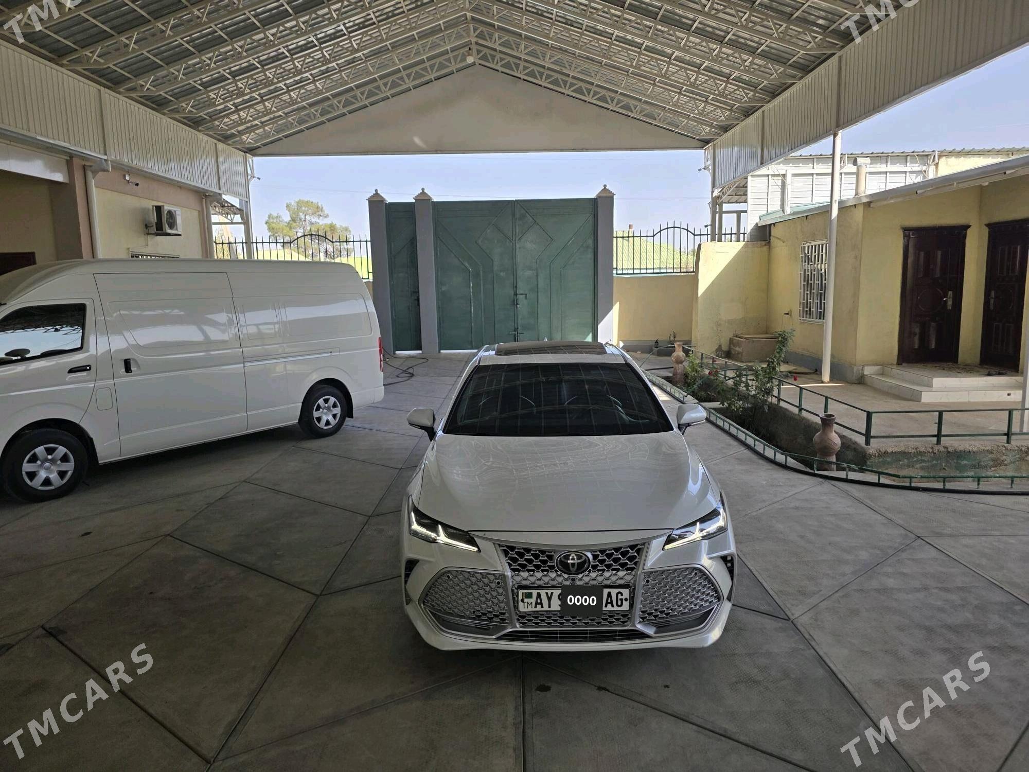 Toyota Avalon 2018 - 480 000 TMT - Ашхабад - img 1