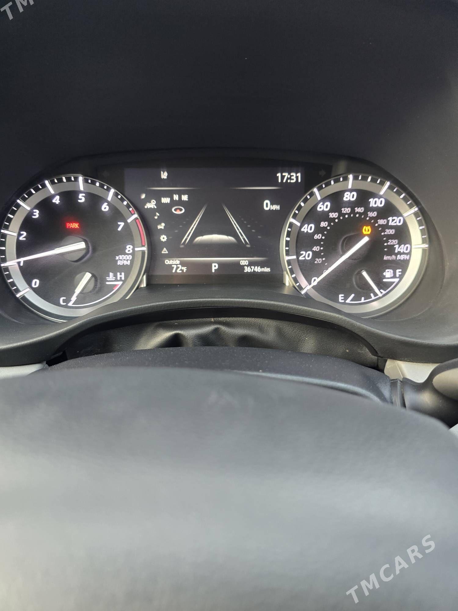 Toyota Highlander 2022 - 640 000 TMT - Türkmenabat - img 8