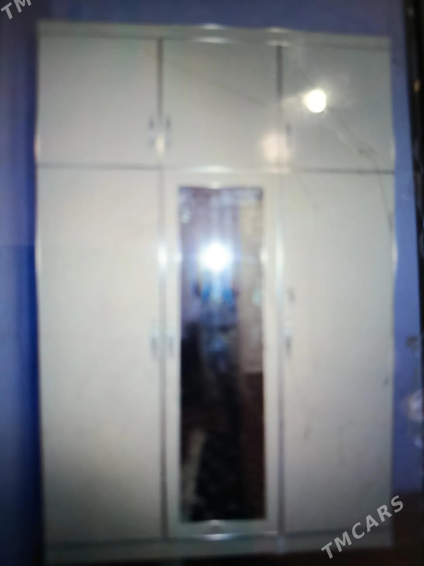 şkaf - Гумдаг - img 1