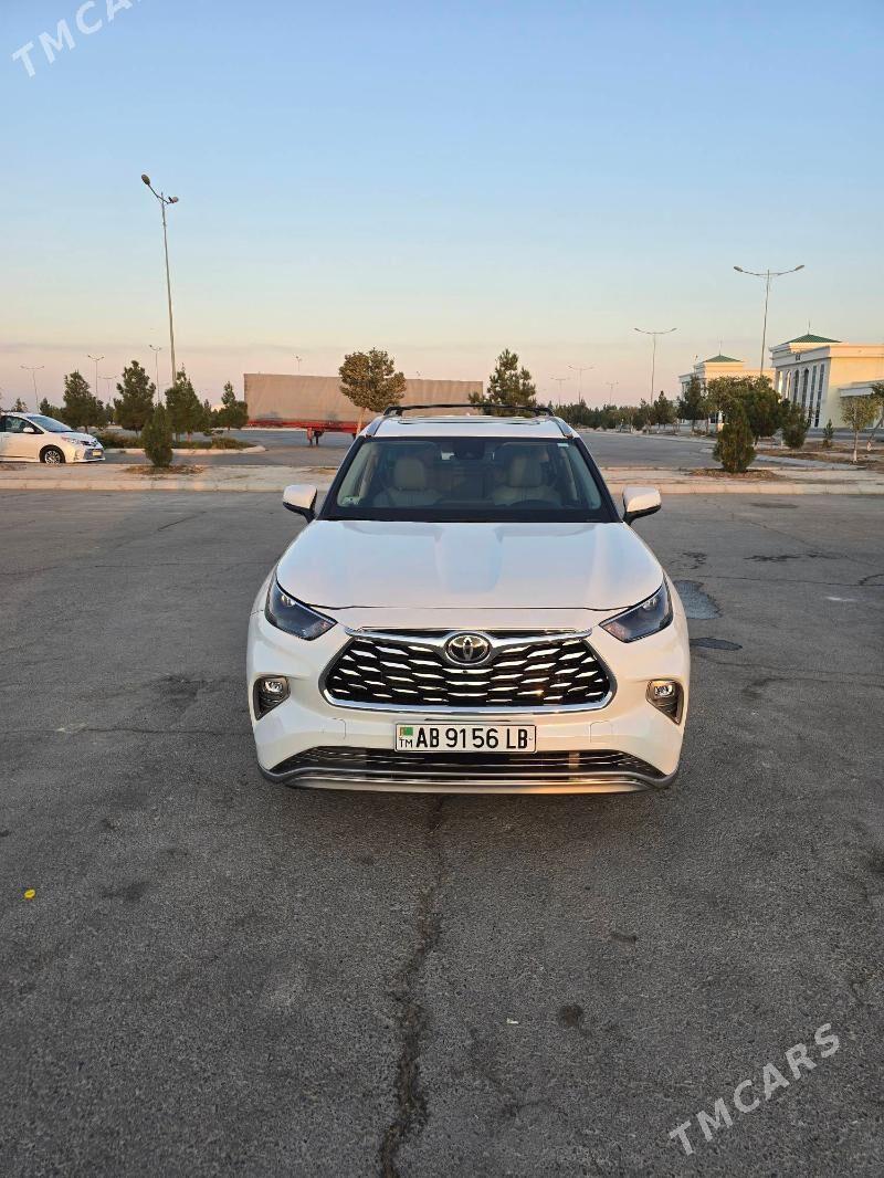 Toyota Highlander 2022 - 640 000 TMT - Türkmenabat - img 1