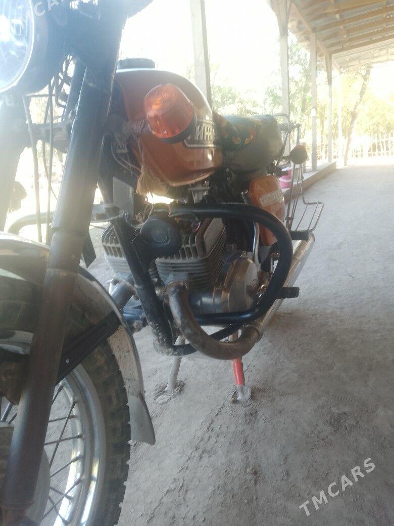 Iž Ýupiter 1998 - 16 000 TMT - Гурбансолтан Едже - img 4