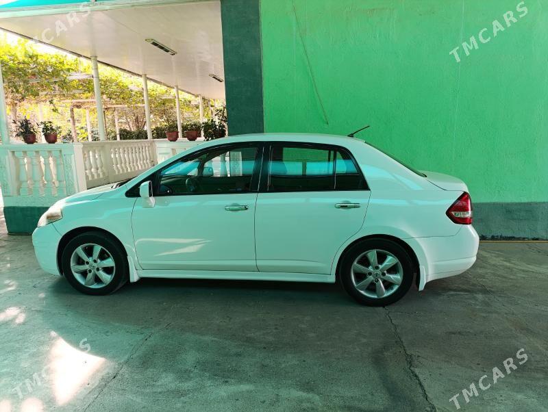 Nissan Versa 2010 - 126 000 TMT - Änew - img 5