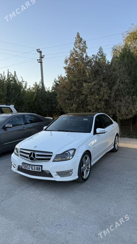 Mercedes-Benz C250 2013 - 250 000 TMT - Mary - img 1