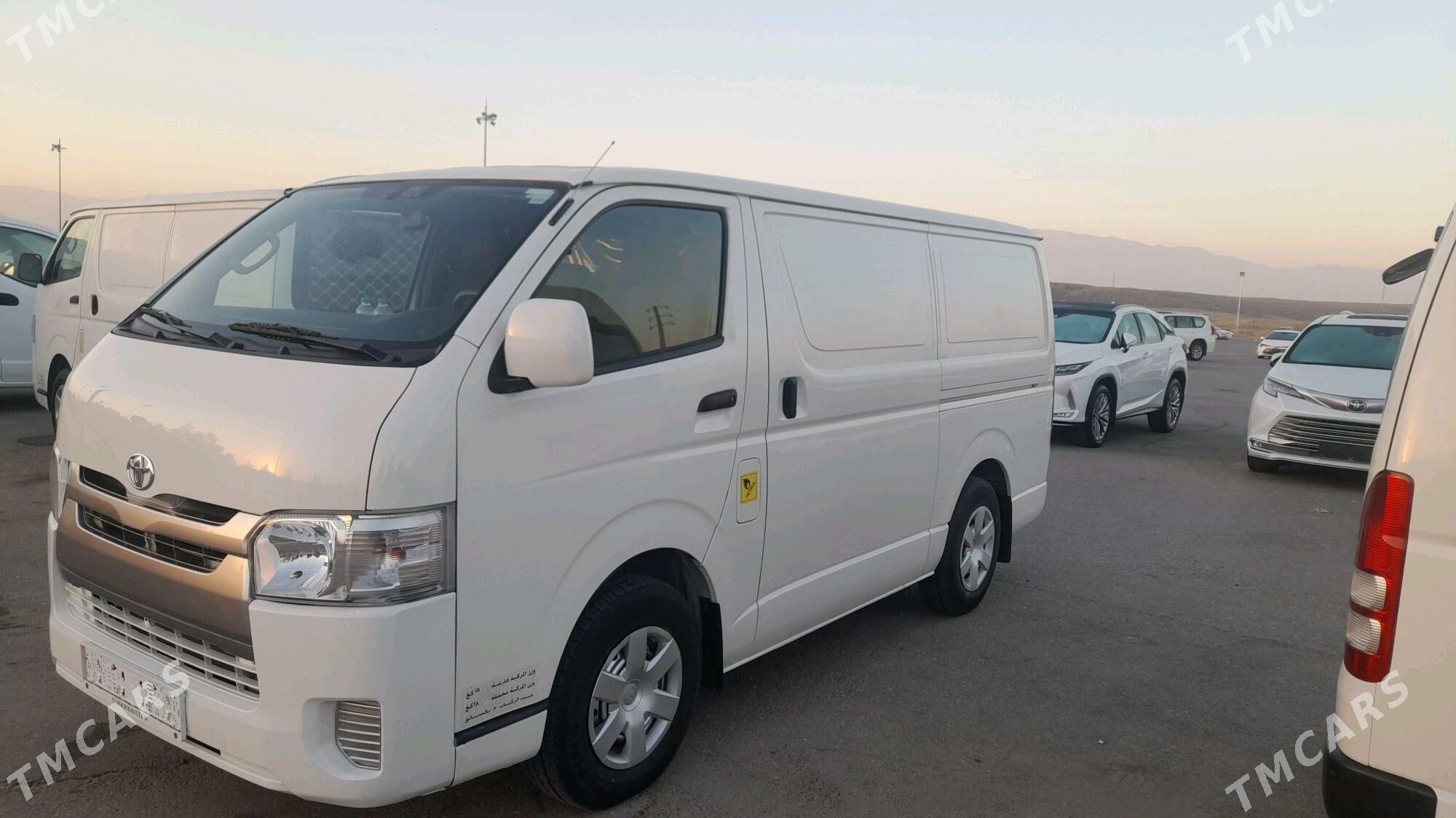 Toyota Hiace 2021 - 420 000 TMT - "Altyn Asyr" Gündogar bazary (Jygyllyk) - img 2