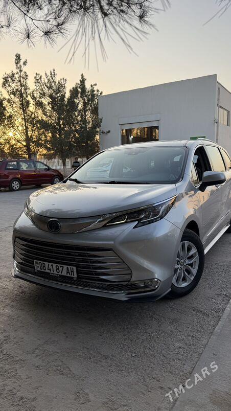 Toyota Sienna 2022 - 560 000 TMT - Мары - img 5