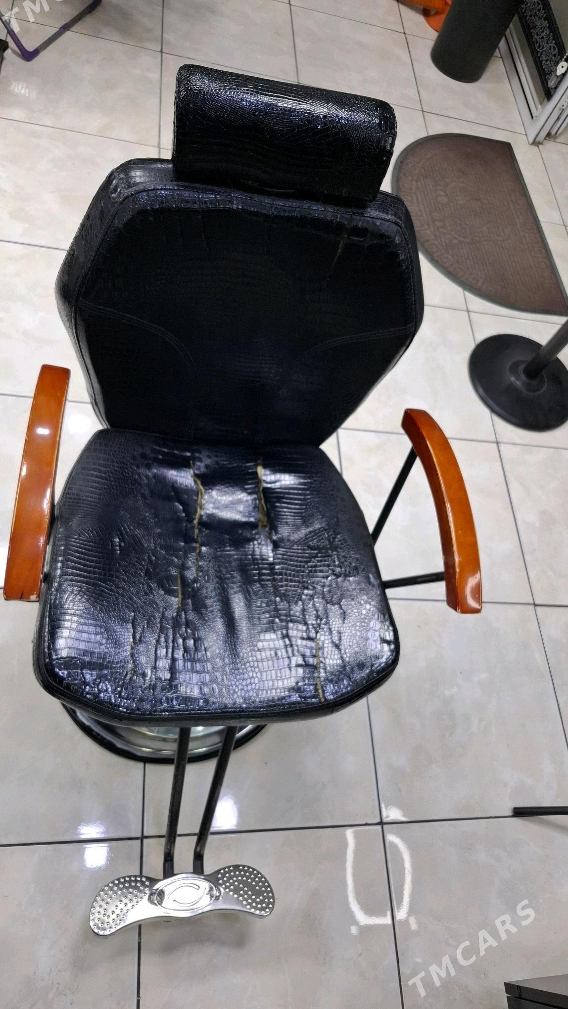 parhmaher stol - Büzmeýin - img 3