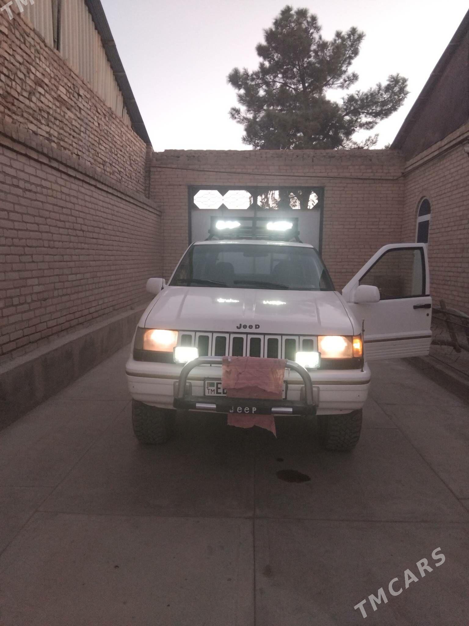 Jeep Grand Cherokee 1996 - 90 000 TMT - Фарап - img 5