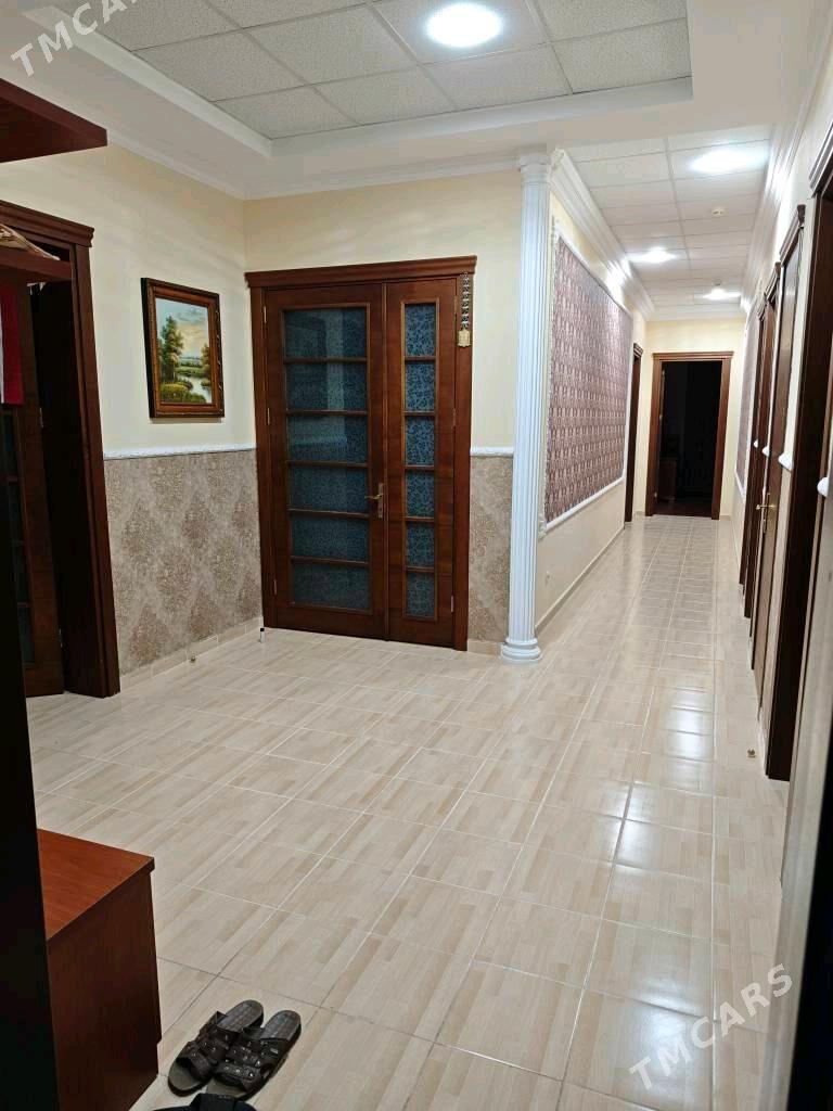 Московская элитка - Moskowskiý köç. (10 ýyl abadançylyk şaýoly) - img 7