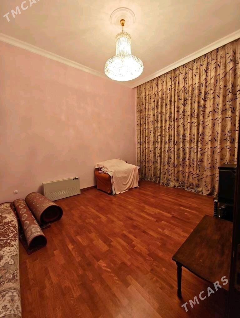 Московская элитка - Moskowskiý köç. (10 ýyl abadançylyk şaýoly) - img 2