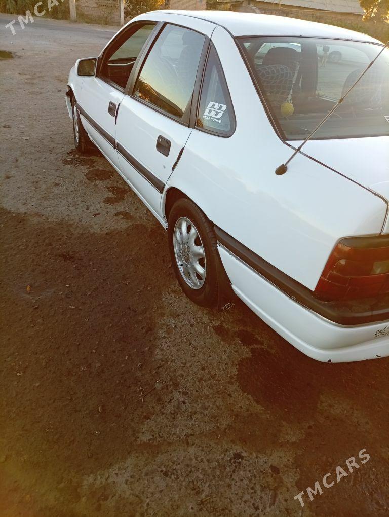Opel Vectra 1991 - 40 000 TMT - Sakar - img 3