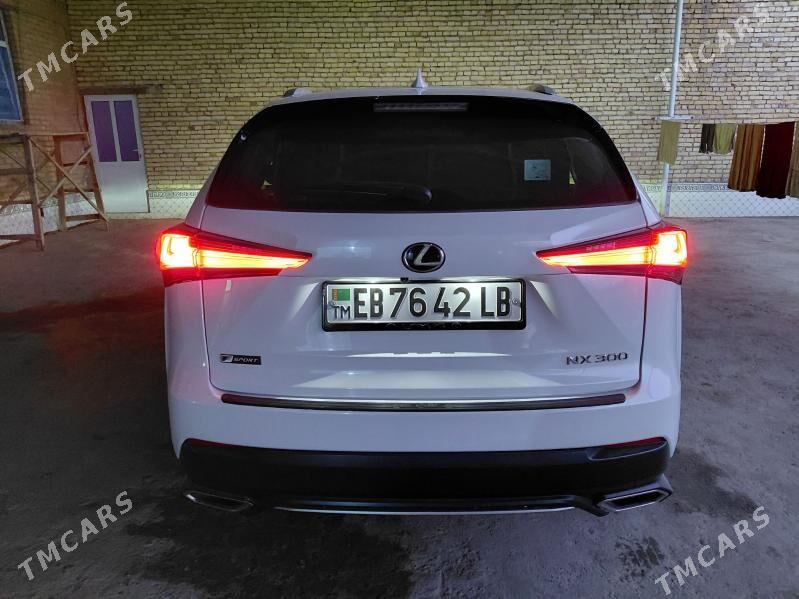 Lexus NX 300 2021 - 400 000 TMT - Дянев - img 4