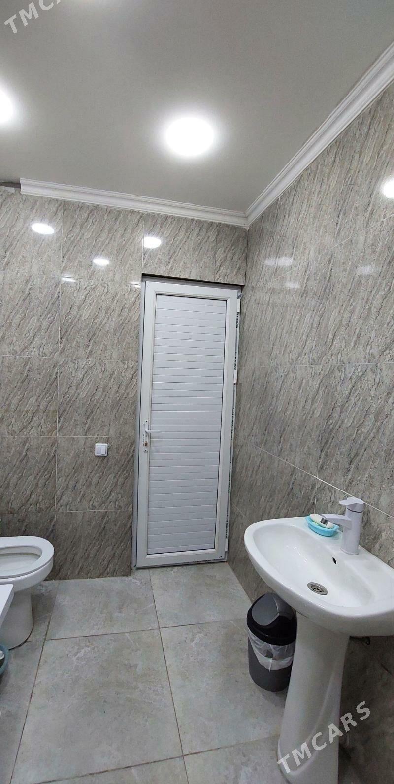 Продается квартира - Türkmenbaşy - img 6