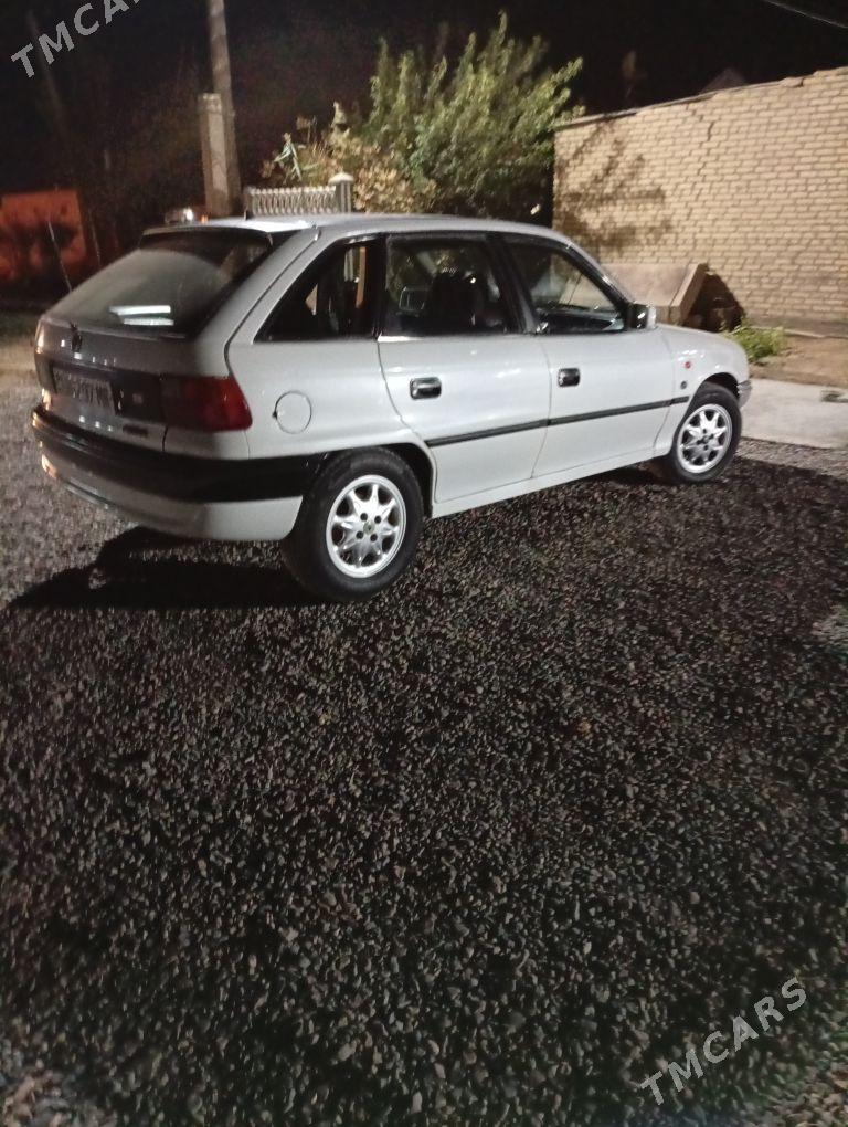 Opel Astra 1992 - 38 000 TMT - Mary - img 3