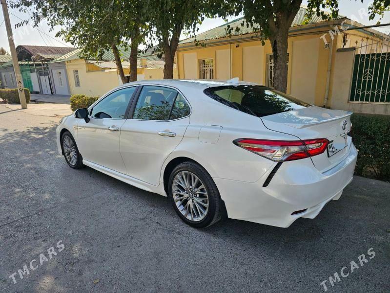 Toyota Camry 2019 - 300 000 TMT - Hitrowka - img 8