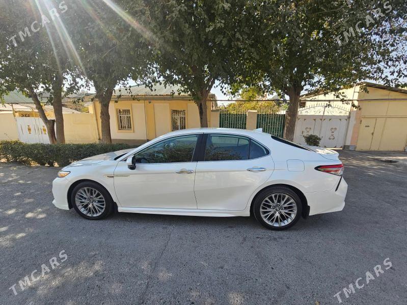 Toyota Camry 2019 - 300 000 TMT - Hitrowka - img 10