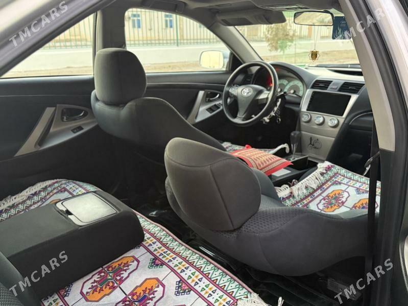 Toyota Camry 2010 - 210 000 TMT - Гумдаг - img 7