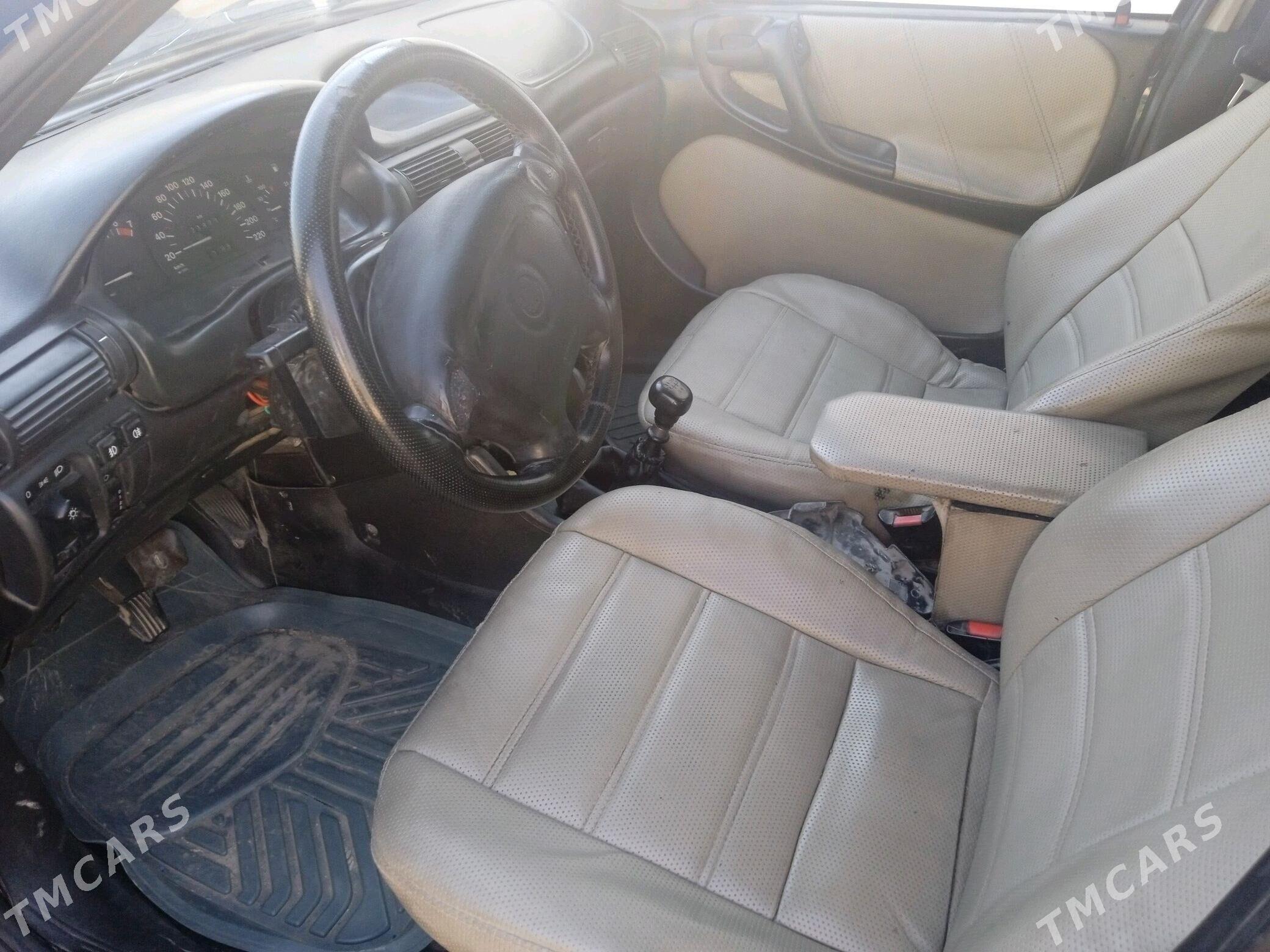 Opel Astra 1995 - 43 000 TMT - Шабатский этрап - img 5