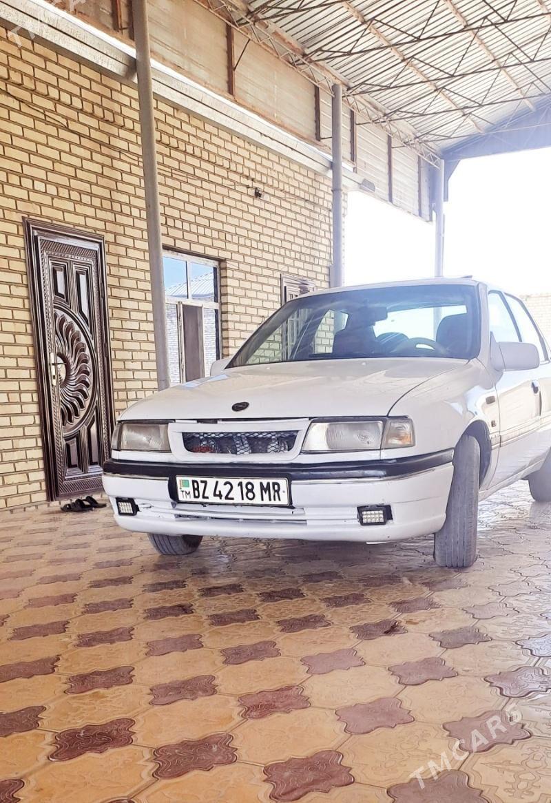 Opel Vectra 1992 - 45 000 TMT - Мургап - img 1