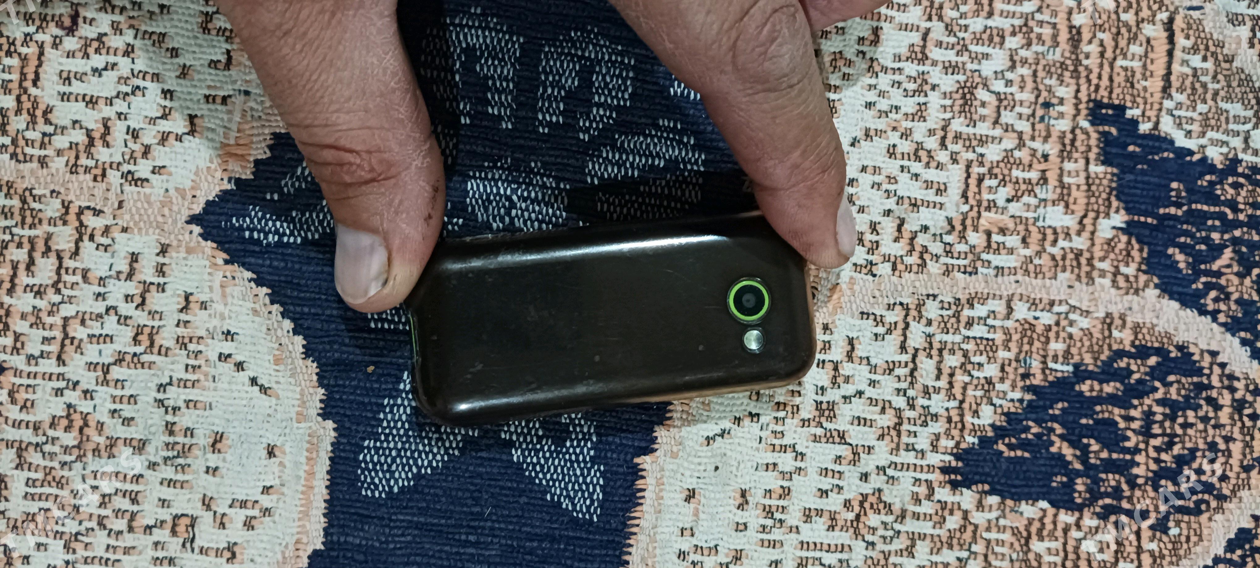 Telefon - Mary - img 1