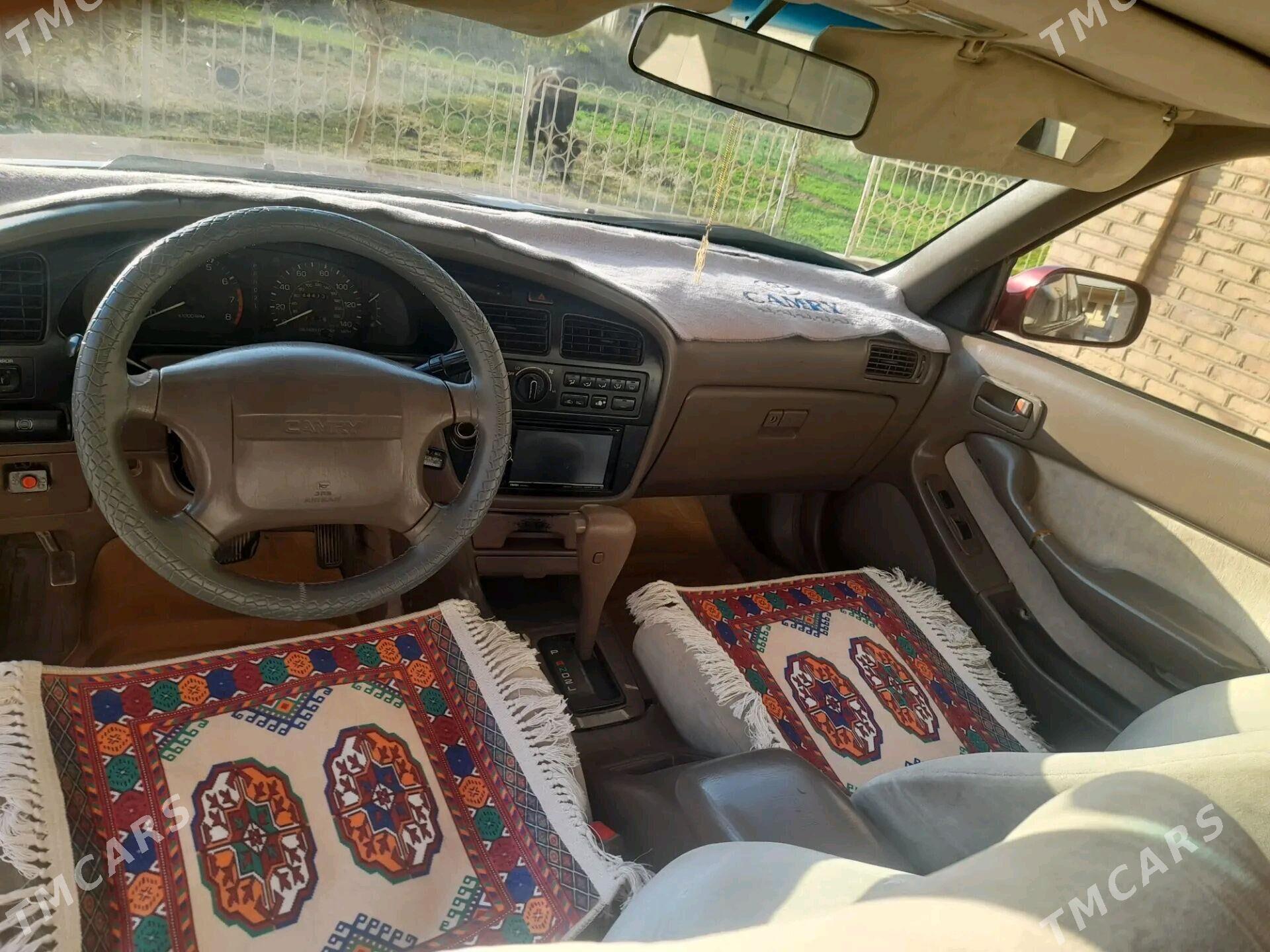 Toyota Camry 1993 - 95 000 TMT - Мары - img 5