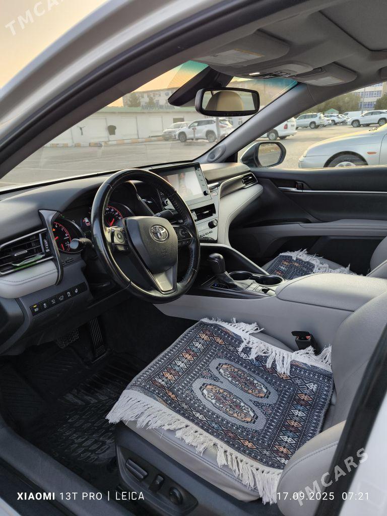 Toyota Camry 2022 - 380 000 TMT - Ашхабад - img 9
