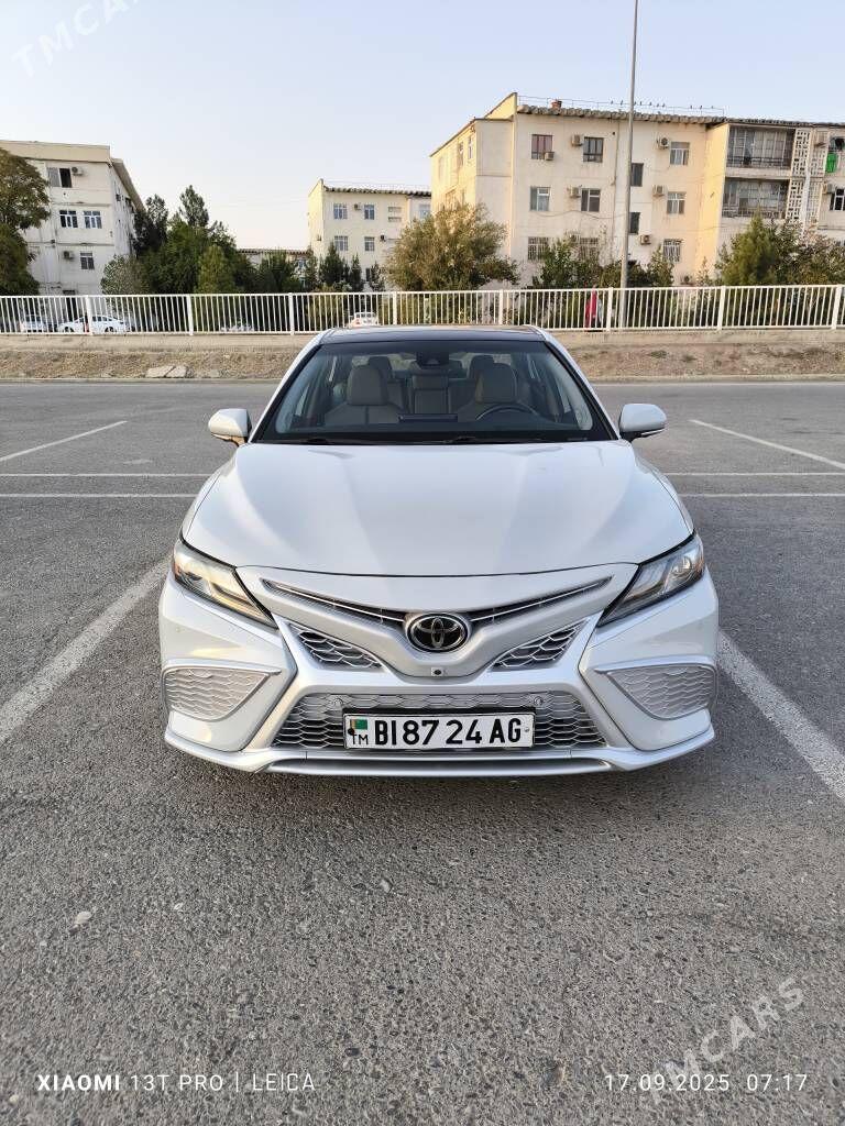 Toyota Camry 2022 - 380 000 TMT - Ашхабад - img 8