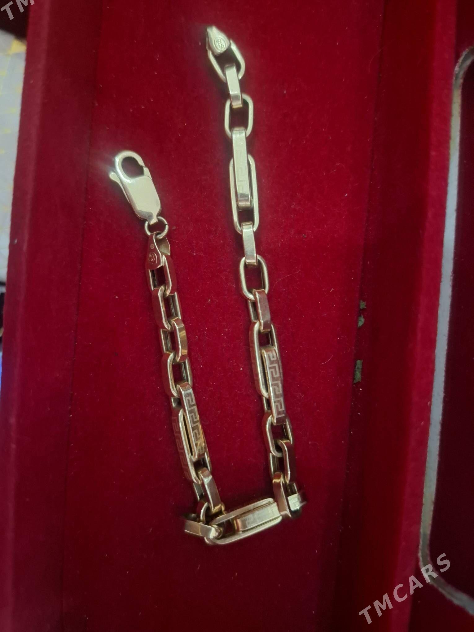 Gyzyl versaci braslet - Бузмеин - img 1