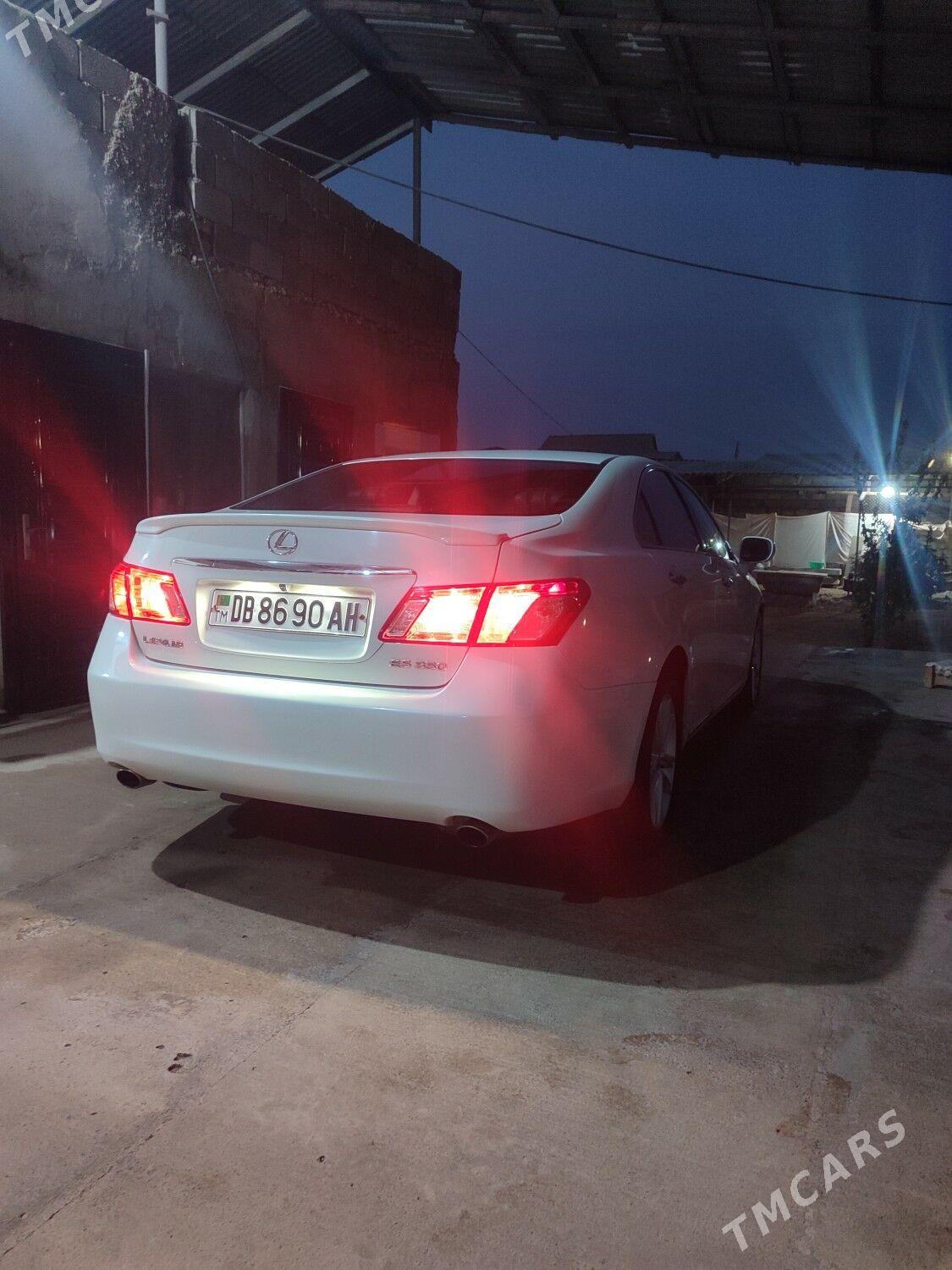 Lexus ES 350 2009 - 210 000 TMT - Ýaşlyk - img 8