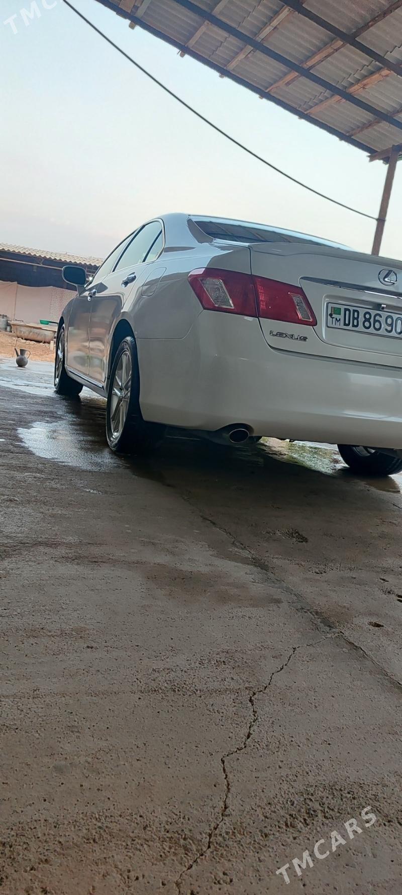 Lexus ES 350 2009 - 210 000 TMT - Ýaşlyk - img 4