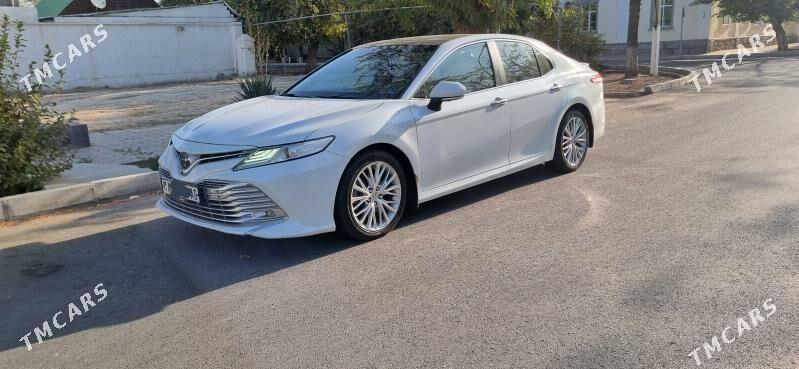 Toyota Camry 2019 - 400 000 TMT - Ашхабад - img 1