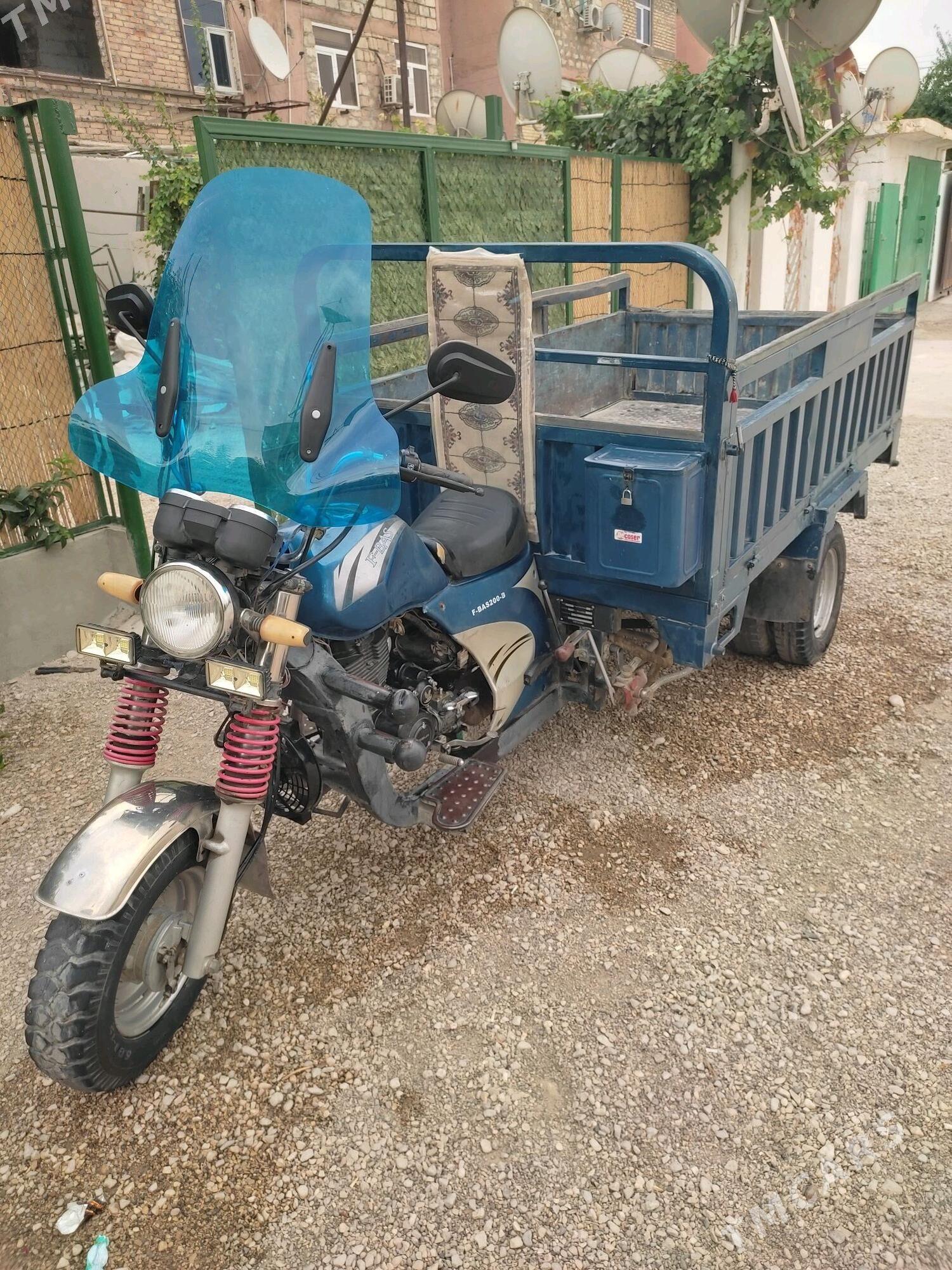 Fekon FK200-14G 2015 - 20 000 TMT - Балканабат - img 3