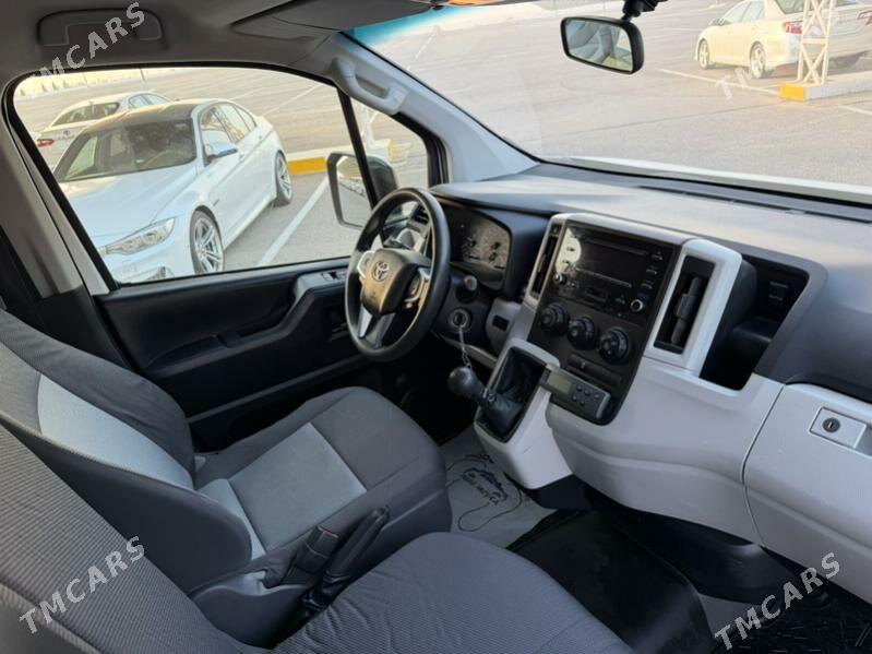 Toyota Hiace 2021 - 551 000 TMT - Ашхабад - img 10