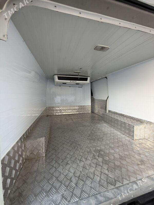 Toyota Hiace 2021 - 551 000 TMT - Ашхабад - img 7