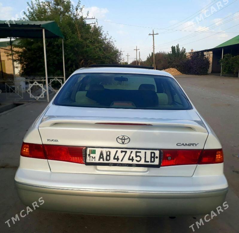 Toyota Camry 1999 - 150 000 TMT - Saýat - img 4