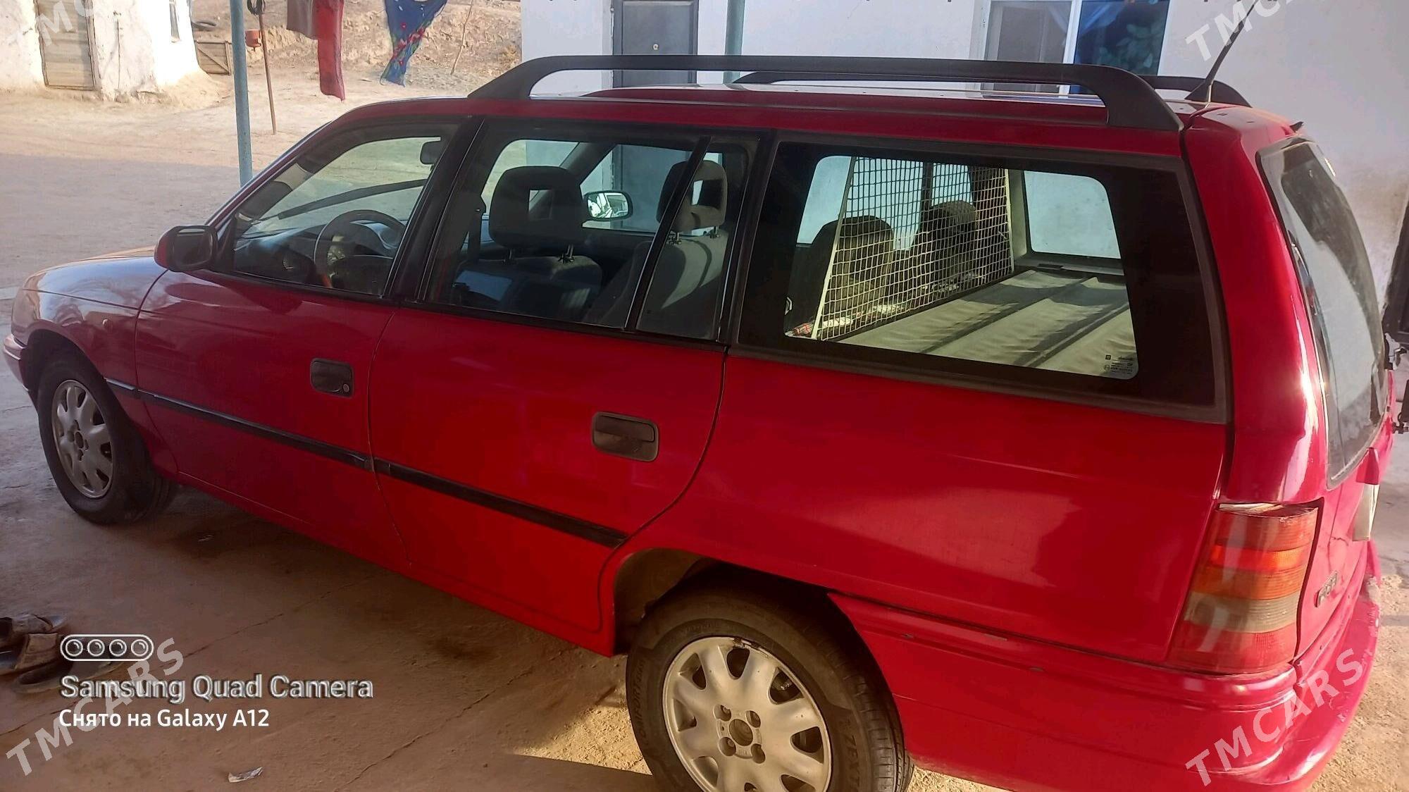 Opel Astra 1995 - 50 000 TMT - Махтумкули - img 2