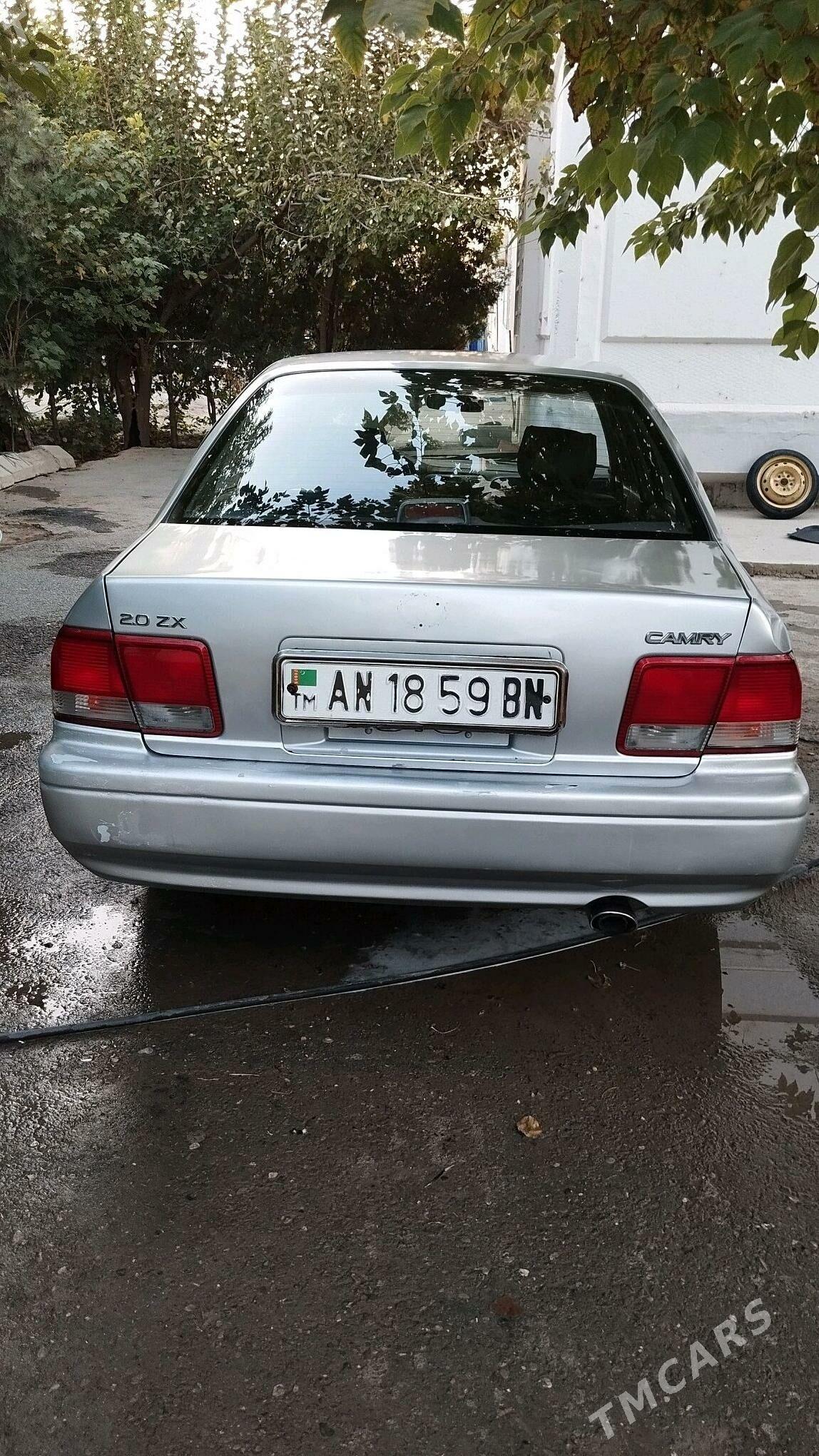 Toyota Camry 1994 - 50 000 TMT - Magtymguly - img 4